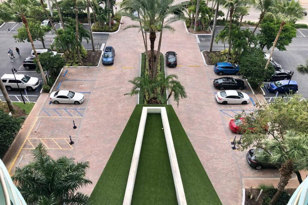Spacious 1Br On The Beach, The Tides, Hollywood,Fl Экстерьер фото