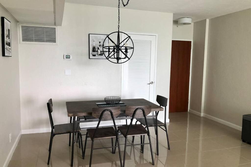 Spacious 1Br On The Beach, The Tides, Hollywood,Fl Экстерьер фото